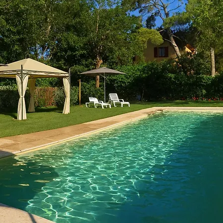 Ibisco Seaside And Pool