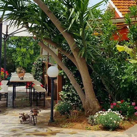 Ibisco Seaside And Pool